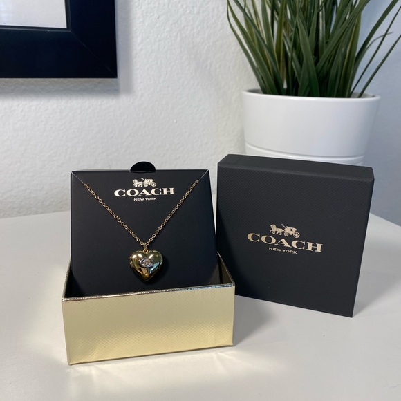 NIB Coach Pillow Heart Locket Necklace 16”+2” - Picture 9 of 10